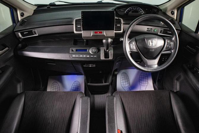 Honda Freed I Рестайлинг 2 с пробегом 2015 года, цена 1 259 000 рублей, 177283 км, компактвэн, Автокод Объявления