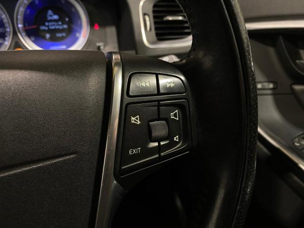 Volvo V60 I с пробегом 2012 года, цена 1 210 000 рублей, 138823 км, универсал, Автокод Объявления