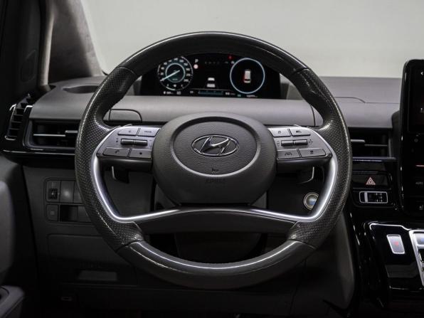 Hyundai Staria I с пробегом 2021 года, цена 3 969 000 рублей, 122769 км, минивэн, Автокод Объявления