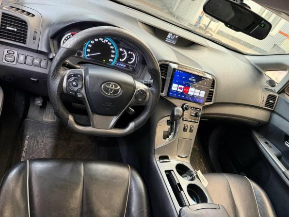 Toyota Venza I Рестайлинг с пробегом 2013 года, цена 2 299 000 рублей, 242636 км, внедорожник, Автокод Объявления