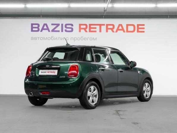 Mini Hatch III (F55/F56) Рестайлинг с пробегом 2018 года, цена 1 499 000 рублей, 131375 км, хэтчбек, Автокод Объявления