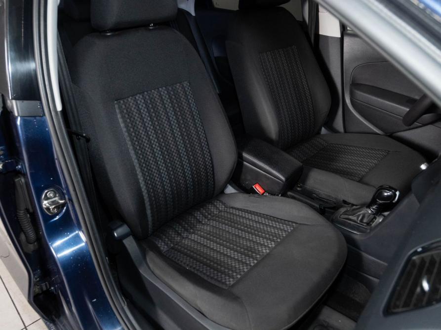 Volkswagen Polo V Рестайлинг Казань  - изображение 13