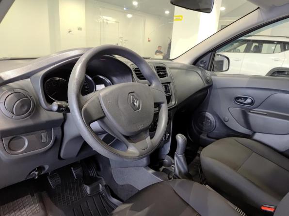 Renault Logan II с пробегом 2018 года, цена 710 000 рублей, 131769 км, седан, Автокод Объявления