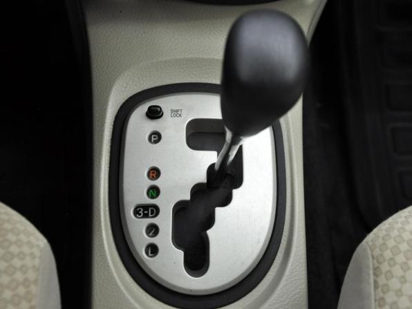 Toyota Yaris II с пробегом 2007 года, цена 685 000 рублей, 235000 км, седан, Автокод Объявления