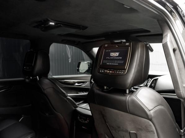 Cadillac Escalade IV с пробегом 2016 года, цена 3 850 000 рублей, 247759 км, внедорожник, Автокод Объявления