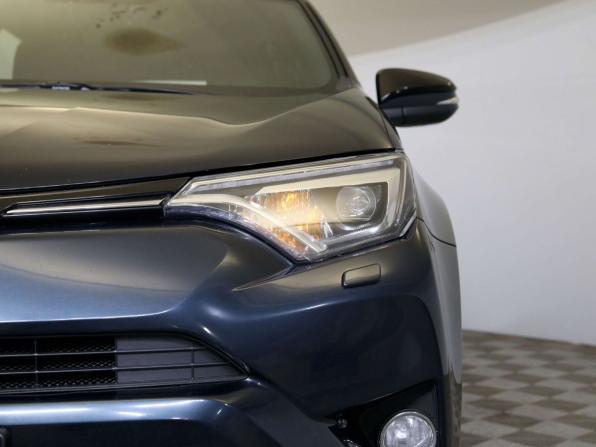 Toyota RAV4 IV (XA40) Рестайлинг с пробегом 2018 года, цена 2 450 000 рублей, 125006 км, внедорожник, Автокод Объявления