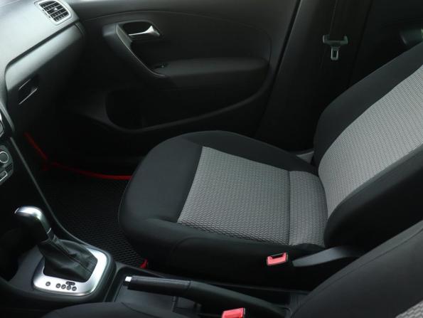 Volkswagen Polo V с пробегом 2014 года, цена 854 000 рублей, 122359 км, седан, Автокод Объявления