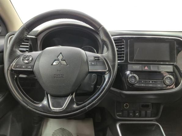 Mitsubishi Outlander III Рестайлинг 2 с пробегом 2018 года, цена 1 650 000 рублей, 239865 км, внедорожник, Автокод Объявления