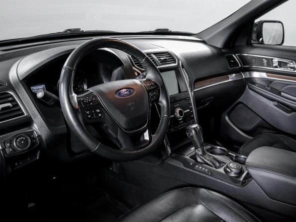 Ford Explorer V Рестайлинг 2 с пробегом 2019 года, цена 3 490 000 рублей, 117945 км, внедорожник, Автокод Объявления