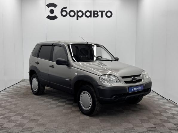 Chevrolet Niva I с пробегом 2009 года, цена 445 500 рублей, 195696 км, внедорожник, Автокод Объявления
