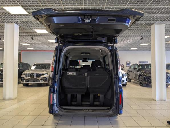 Honda Stepwgn V Рестайлинг с пробегом 2019 года, цена 2 350 000 рублей, 117000 км, минивэн, Автокод Объявления