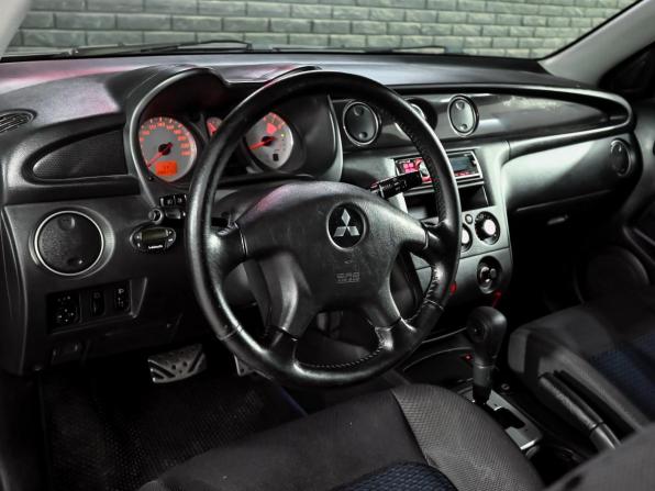 Mitsubishi Outlander I с пробегом 2006 года, цена 750 000 рублей, 288470 км, внедорожник, Автокод Объявления