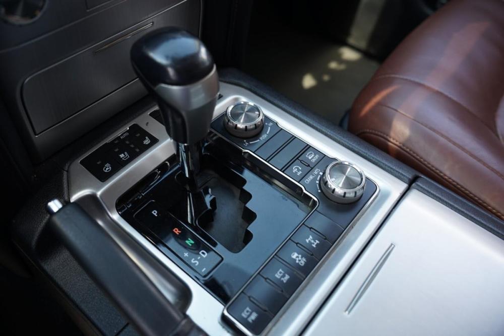 Toyota Land Cruiser 200 Series Рестайлинг 2 Крым  - изображение 18