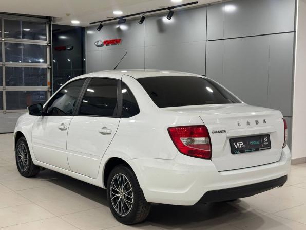 Lada (ВАЗ) Granta I Рестайлинг с пробегом 2023 года, цена 855 000 рублей, 51731 км, седан, Автокод Объявления