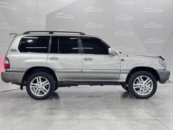 Toyota Land Cruiser 100 Series Рестайлинг 1 с пробегом 2004 года, цена 1 680 000 рублей, 323188 км, внедорожник, Автокод Объявления