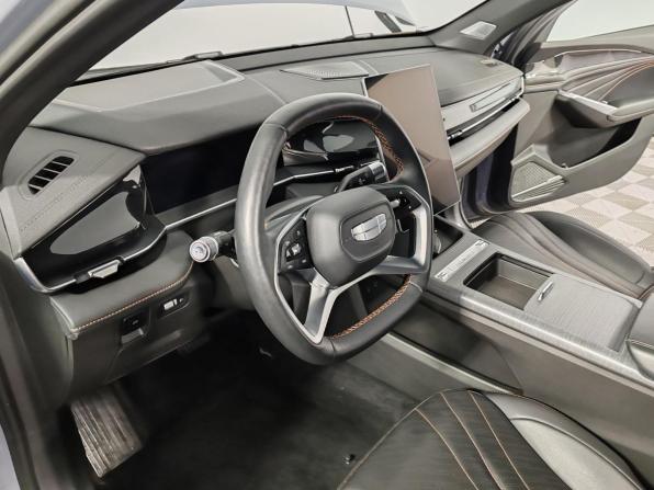 Geely Preface I (China Market) Рестайлинг 2 с пробегом 2024 года, цена 2 325 000 рублей, 54514 км, седан, Автокод Объявления