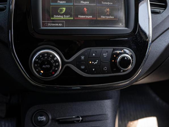 Renault Kaptur I с пробегом 2017 года, цена 1 470 000 рублей, 140952 км, внедорожник, Автокод Объявления