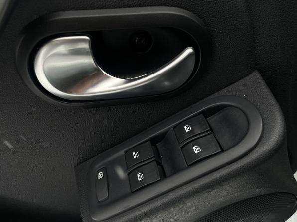 Nissan Terrano III (D10) с пробегом 2015 года, цена 1 050 000 рублей, 126013 км, внедорожник, Автокод Объявления