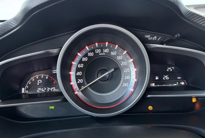 Mazda 3 III (BM) с пробегом 2013 года, цена 995 000 рублей, 242170 км, седан, Автокод Объявления