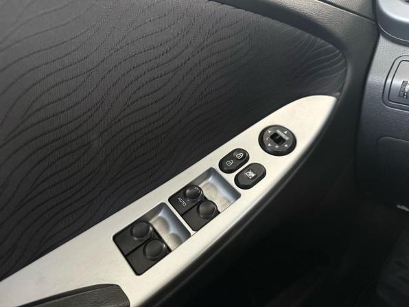 Hyundai Solaris I с пробегом 2011 года, цена 699 000 рублей, 234912 км, седан, Автокод Объявления