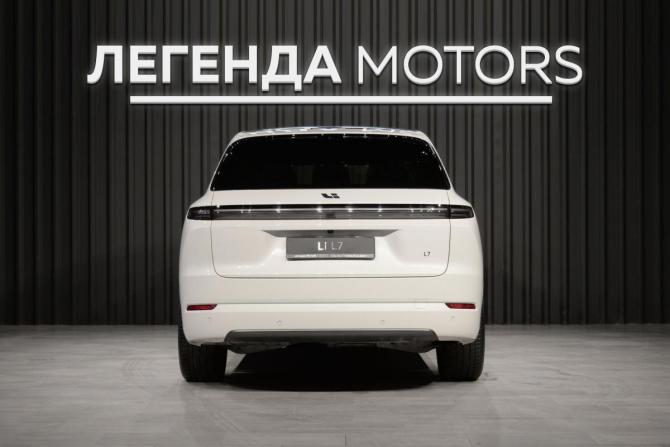 Li Auto (Lixiang) L7 I Рестайлинг с пробегом 2025 года, цена 9 490 000 рублей, 100 км, внедорожник, Автокод Объявления