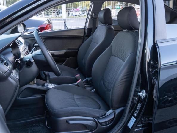 Kia Rio III Рестайлинг с пробегом 2016 года, цена 1 085 000 рублей, 100011 км, седан, Автокод Объявления