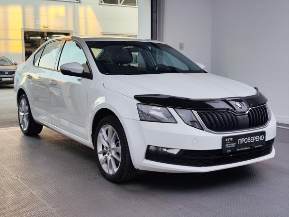 Skoda Octavia III (A7) Рестайлинг с пробегом 2017 года, цена 2 105 000 рублей, 39120 км, лифтбек, Автокод Объявления
