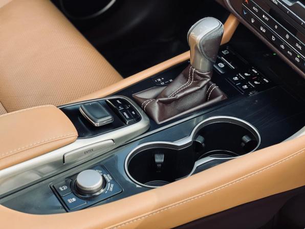 Lexus RX IV с пробегом 2019 года, цена 3 590 000 рублей, 188035 км, внедорожник, Автокод Объявления