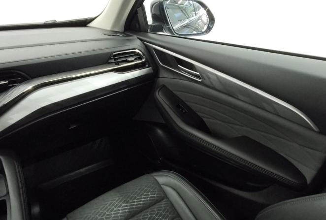 Haval F7x I Рестайлинг с пробегом 2023 года, цена 2 380 000 рублей, 7655 км, внедорожник, Автокод Объявления