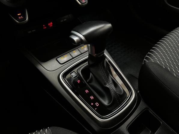 Kia Rio IV с пробегом 2017 года, цена 1 390 000 рублей, 55000 км, седан, Автокод Объявления
