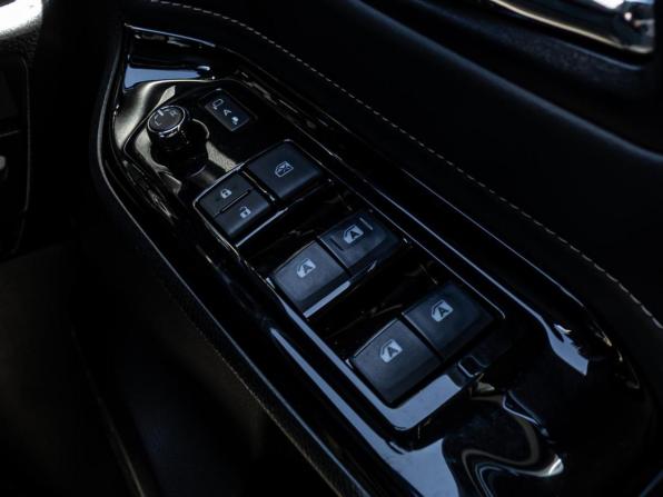Toyota Esquire I Рестайлинг с пробегом 2018 года, цена 2 310 000 рублей, 93411 км, минивэн, Автокод Объявления