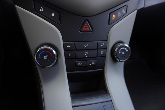 Chevrolet Cruze I с пробегом 2012 года, цена 616 000 рублей, 225749 км, хэтчбек, Автокод Объявления