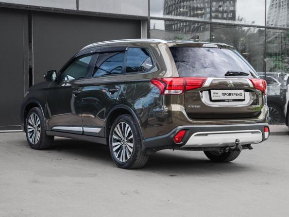 Mitsubishi Outlander III Рестайлинг 3 с пробегом 2019 года, цена 2 320 000 рублей, 104426 км, внедорожник, Автокод Объявления