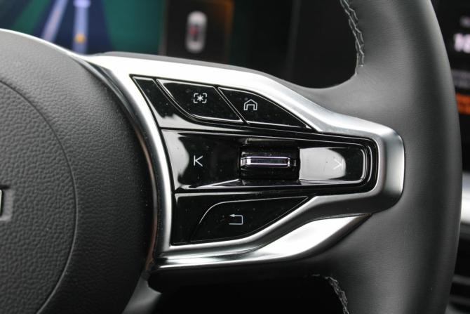 Haval F7 II с пробегом 2024 года, цена 2 390 000 рублей, 9000 км, внедорожник, Автокод Объявления