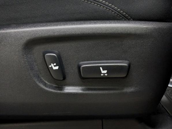 Toyota Land Cruiser Prado 150 Series Рестайлинг 2 с пробегом 2020 года, цена 6 170 000 рублей, 54239 км, внедорожник, Автокод Объявления