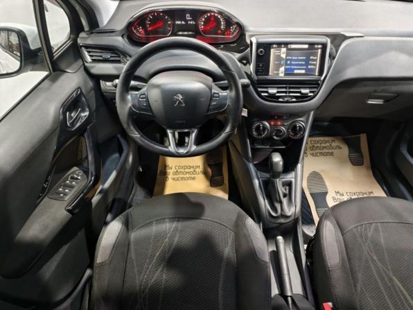 Peugeot 208 I с пробегом 2013 года, цена 595 000 рублей, 208478 км, хэтчбек, Автокод Объявления