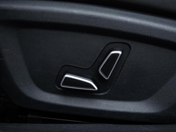 Changan UNI-V I с пробегом 2024 года, цена 2 520 000 рублей, 37633 км, лифтбек, Автокод Объявления
