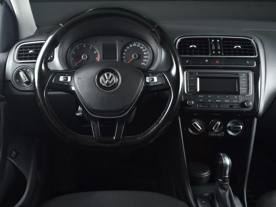 Volkswagen Polo V Рестайлинг Кемерово  - изображение 9