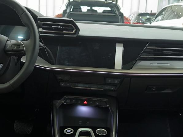 Audi A3 IV (8Y) Рестайлинг с пробегом 2025 года, цена 4 150 000 рублей, 10 км, хэтчбек, Автокод Объявления