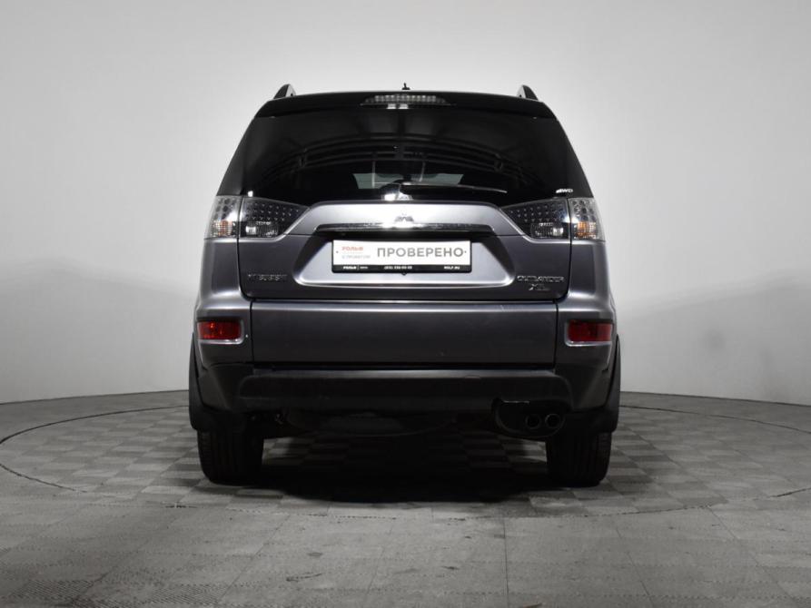 Mitsubishi Outlander II Рестайлинг Санкт-Петербург  - изображение 7