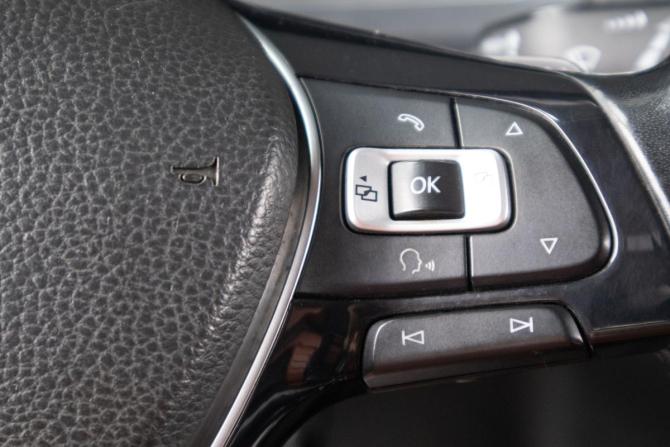 Volkswagen Tiguan II с пробегом 2017 года, цена 1 929 000 рублей, 179800 км, внедорожник, Автокод Объявления