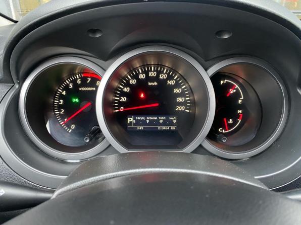Suzuki Grand Vitara II Рестайлинг с пробегом 2011 года, цена 900 000 рублей, 213463 км, внедорожник, Автокод Объявления