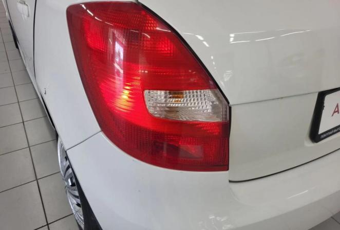 Skoda Fabia II Рестайлинг с пробегом 2011 года, цена 499 851 рубль, 184169 км, хэтчбек, Автокод Объявления