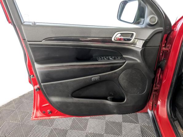 Jeep Grand Cherokee IV (WK2) Рестайлинг с пробегом 2017 года, цена 2 750 000 рублей, 205066 км, внедорожник, Автокод Объявления