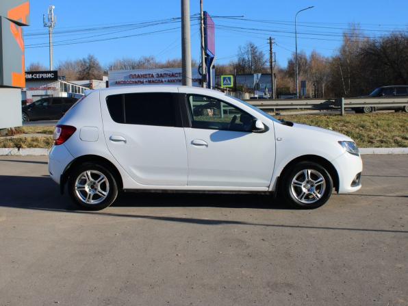 Renault Sandero II с пробегом 2014 года, цена 649 000 рублей, 185030 км, хэтчбек, Автокод Объявления