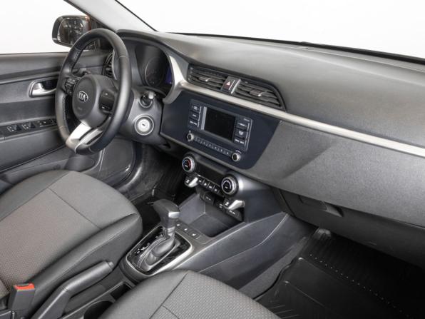Kia Rio IV Рестайлинг с пробегом 2021 года, цена 1 834 500 рублей, 98197 км, хэтчбек, Автокод Объявления