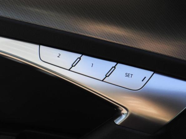 Audi A6 V (C8) с пробегом 2021 года, цена 3 900 000 рублей, 128905 км, седан, Автокод Объявления