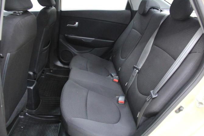 Kia Rio III с пробегом 2013 года, цена 845 000 рублей, 240000 км, седан, Автокод Объявления