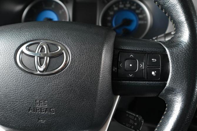 Toyota Hilux VIII с пробегом 2018 года, цена 2 749 000 рублей, 372000 км, offers.body_type.unknown, Автокод Объявления