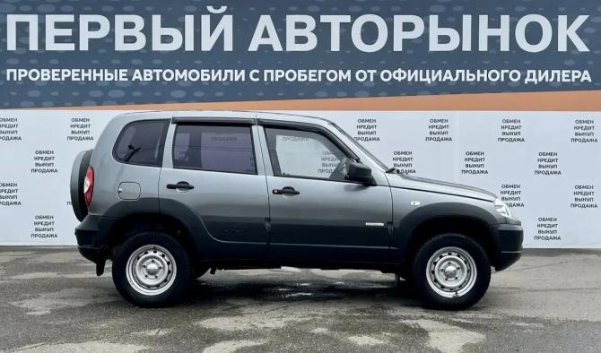 Chevrolet Niva I Рестайлинг с пробегом 2012 года, цена 564 900 рублей, 177840 км, внедорожник, Автокод Объявления